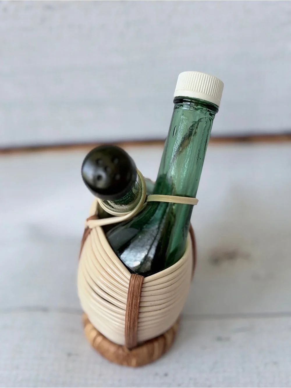 Vintage Made In Italy Mini Chianti Wine Bottle Salt & Pepper Shakers Set